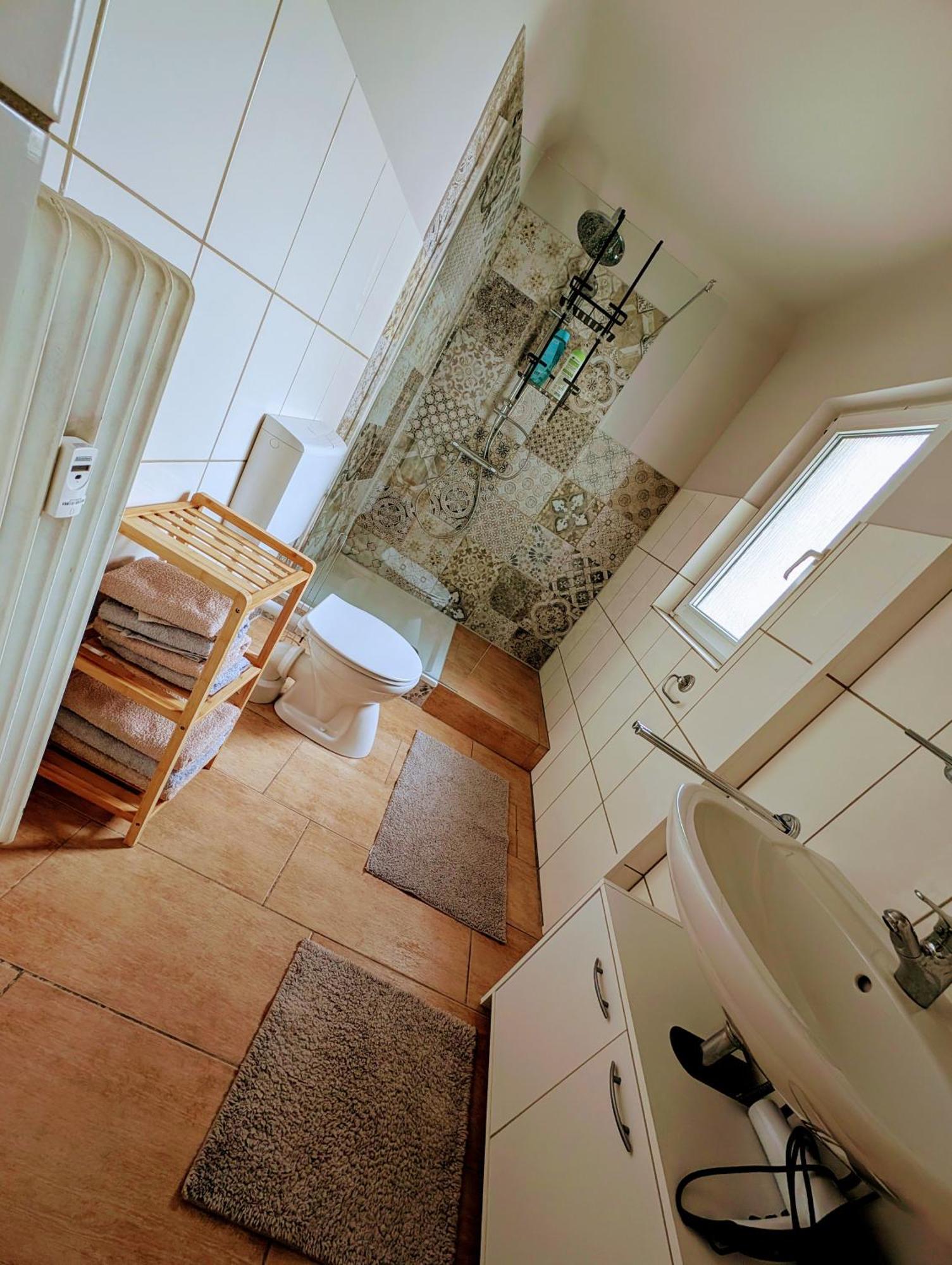 Fewo Bambi Idar-Oberstein - Naturtraum Hunsrueck - 2 Schlafzimmer - Netflix エクステリア 写真